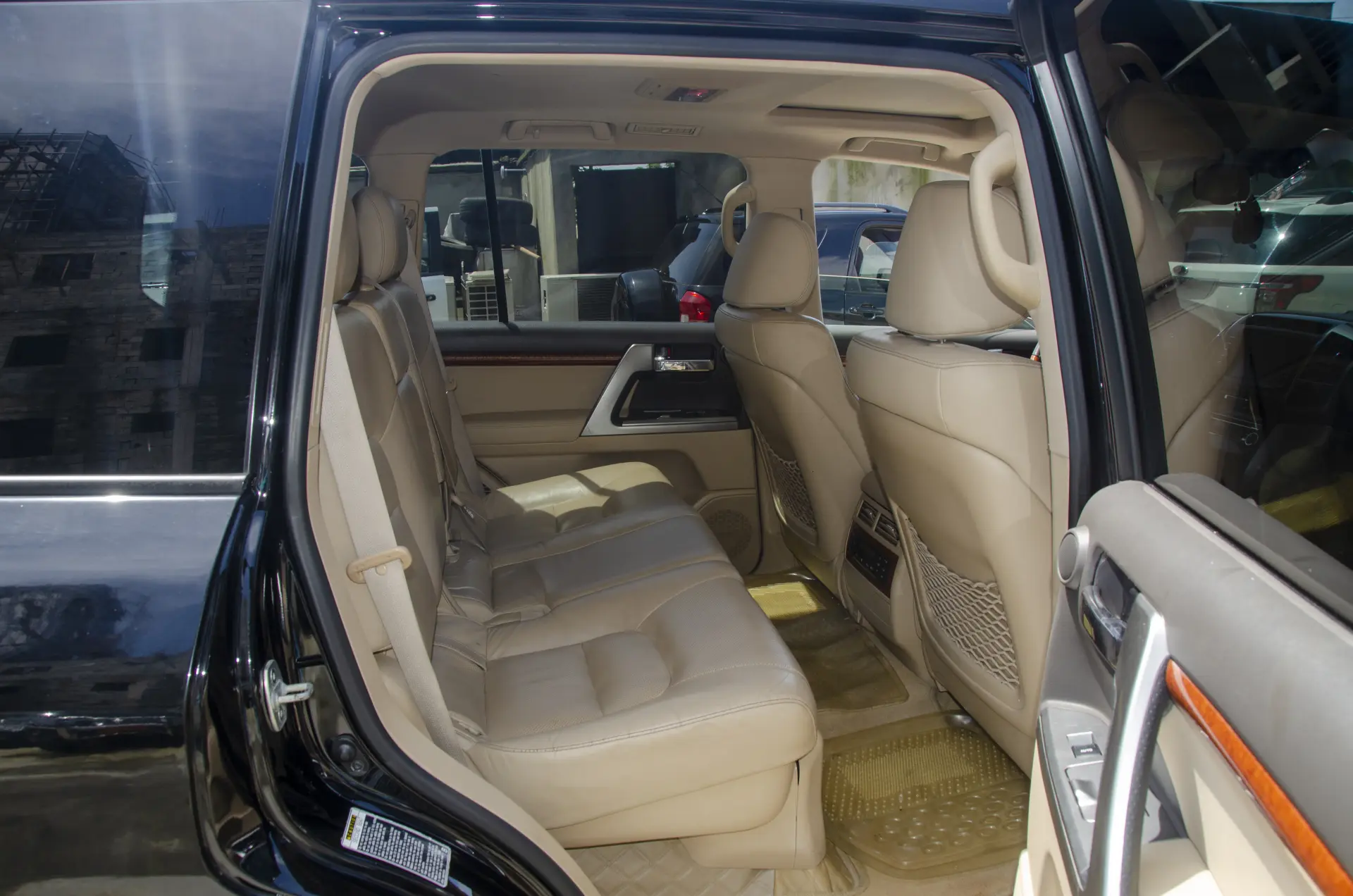 Toyota Land Cruiser V8 (2016) — Photo 8