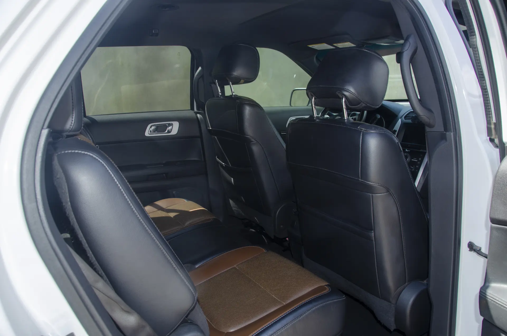 Ford Explorer Limited (2019) — Photo 6