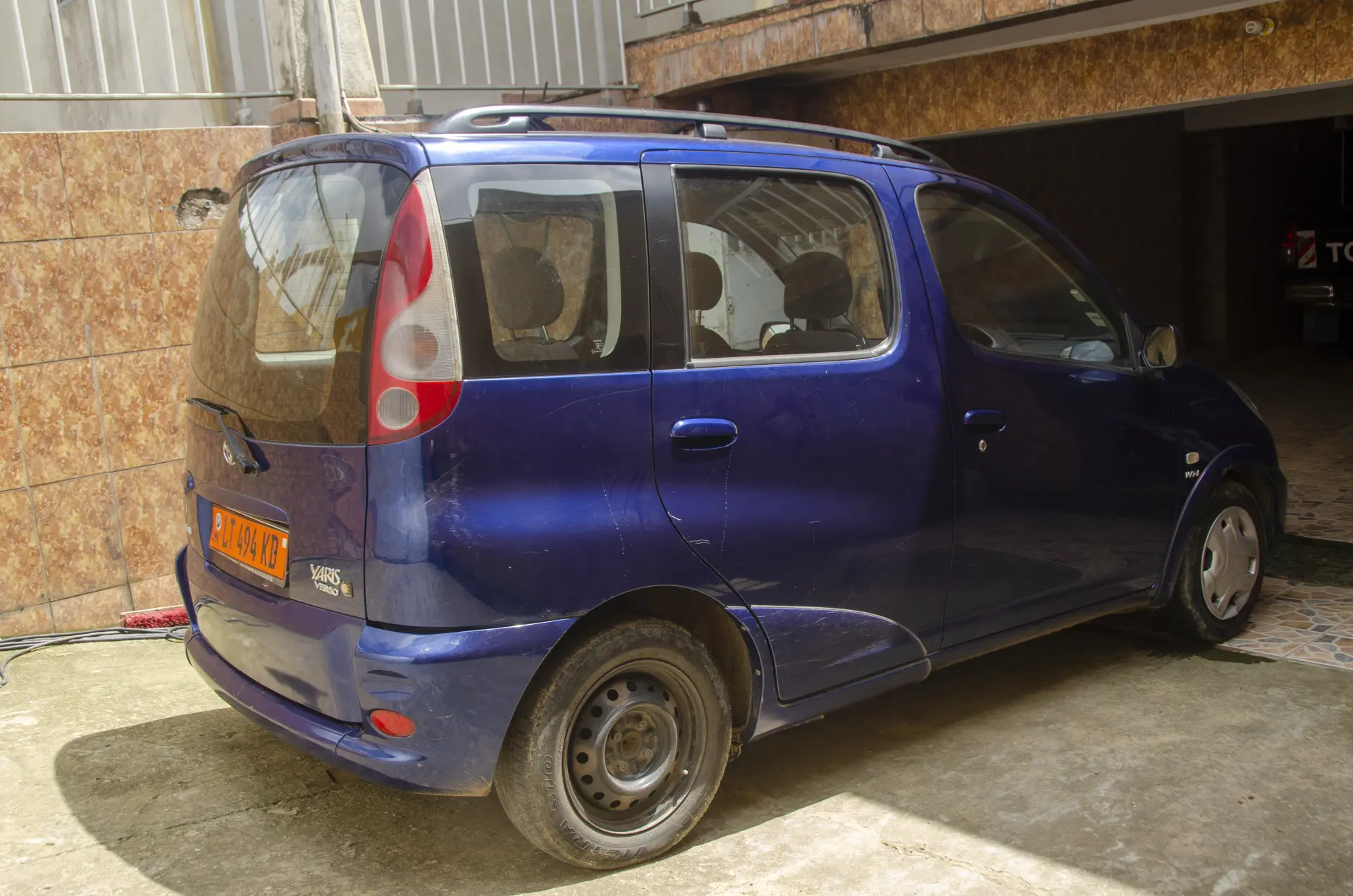 Toyota Yaris Verso — Photo 2