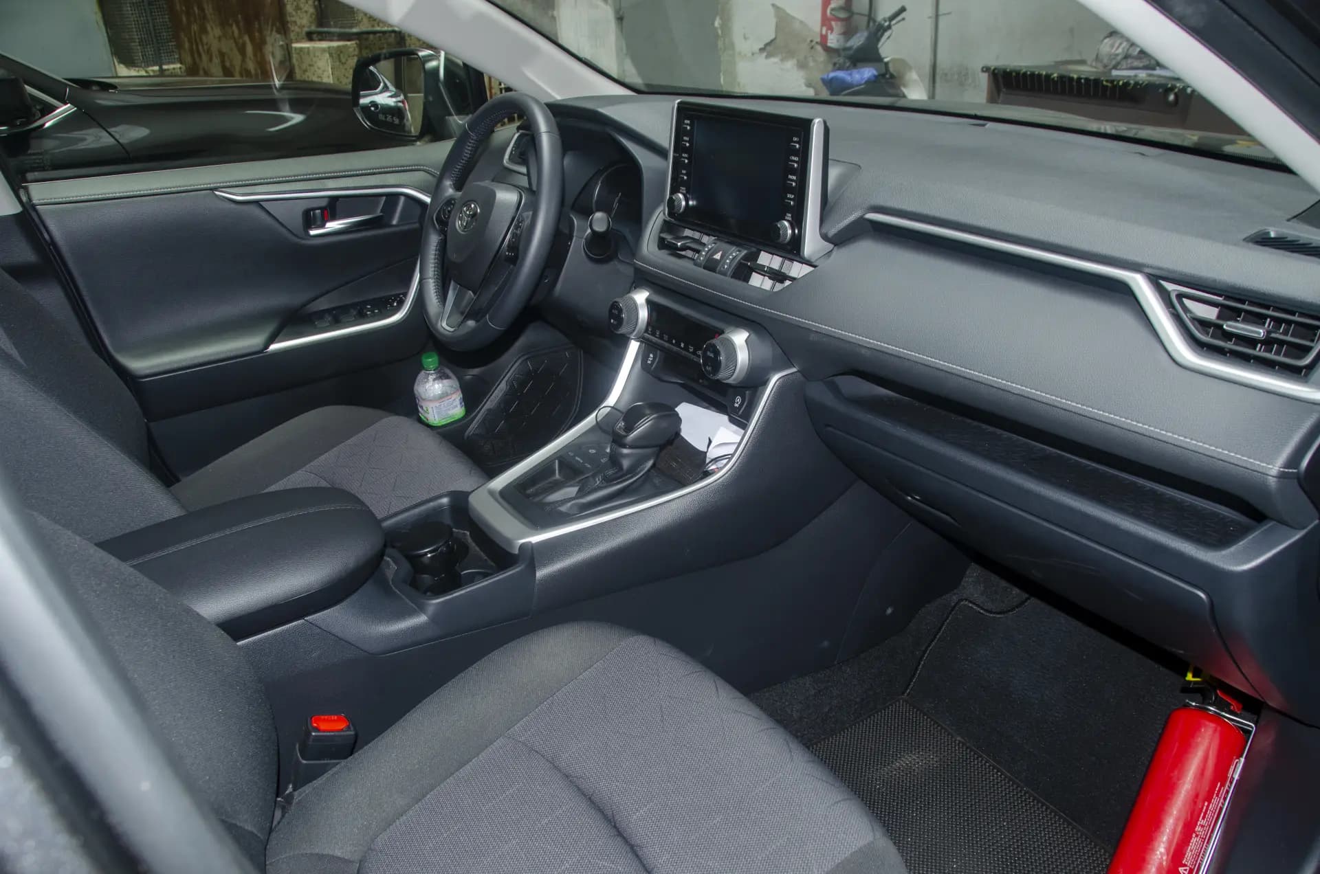 Toyota RAV4 — Photo 5