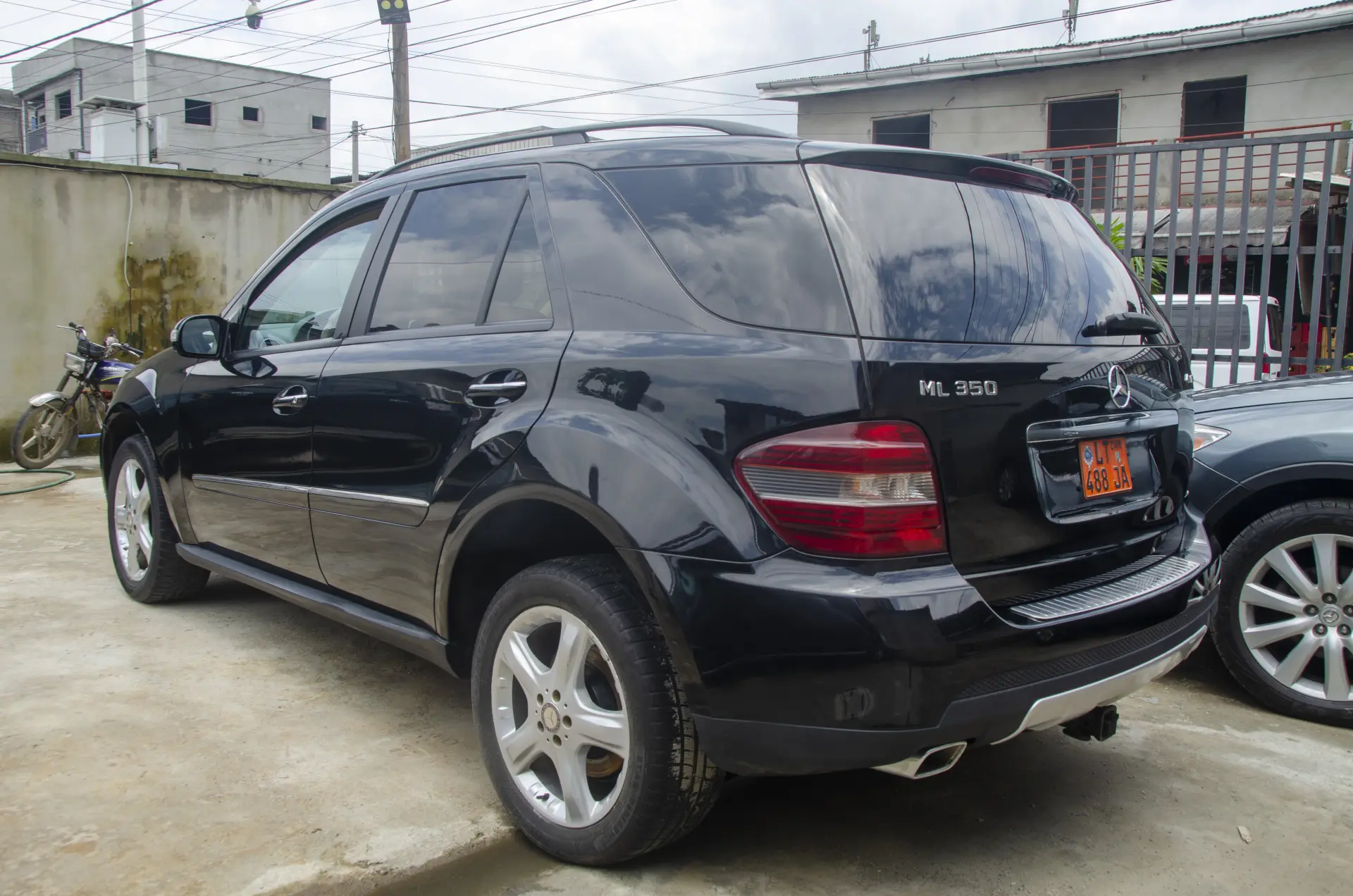 Mercedes-Benz ML 350 — Photo 4