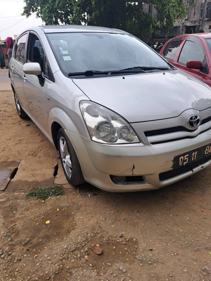 TOYOTA Versus - vitrine 1