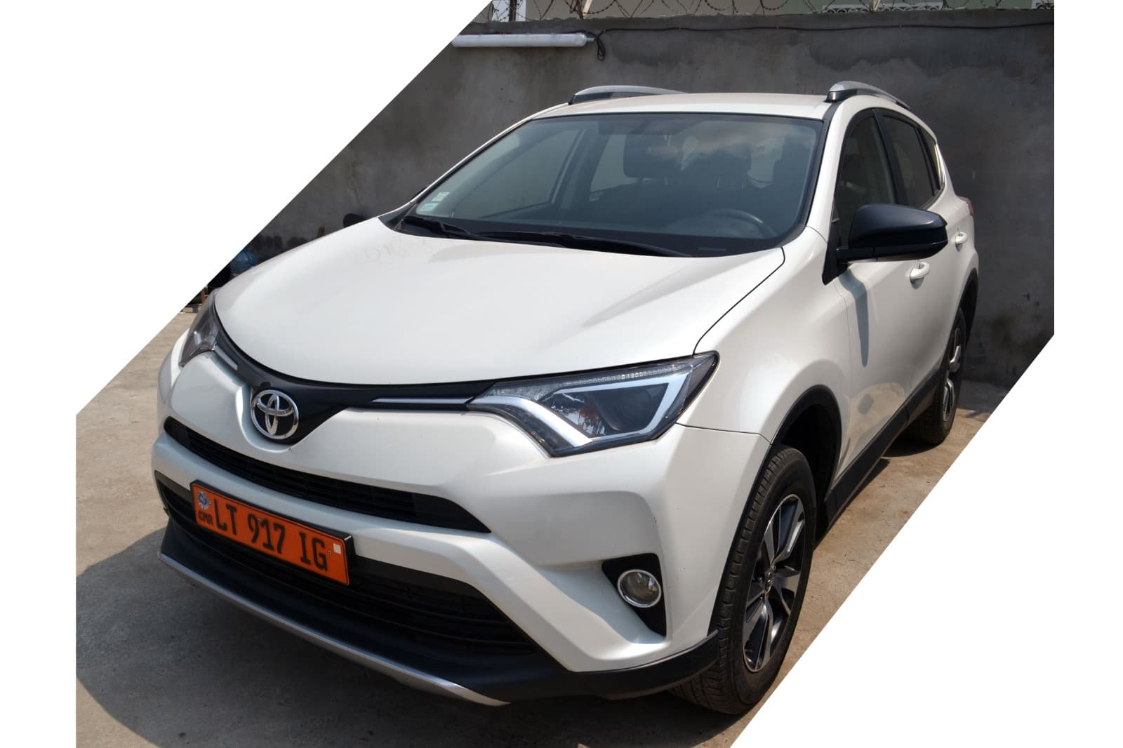 TOYOTA RAV4 4WD — Photo 1