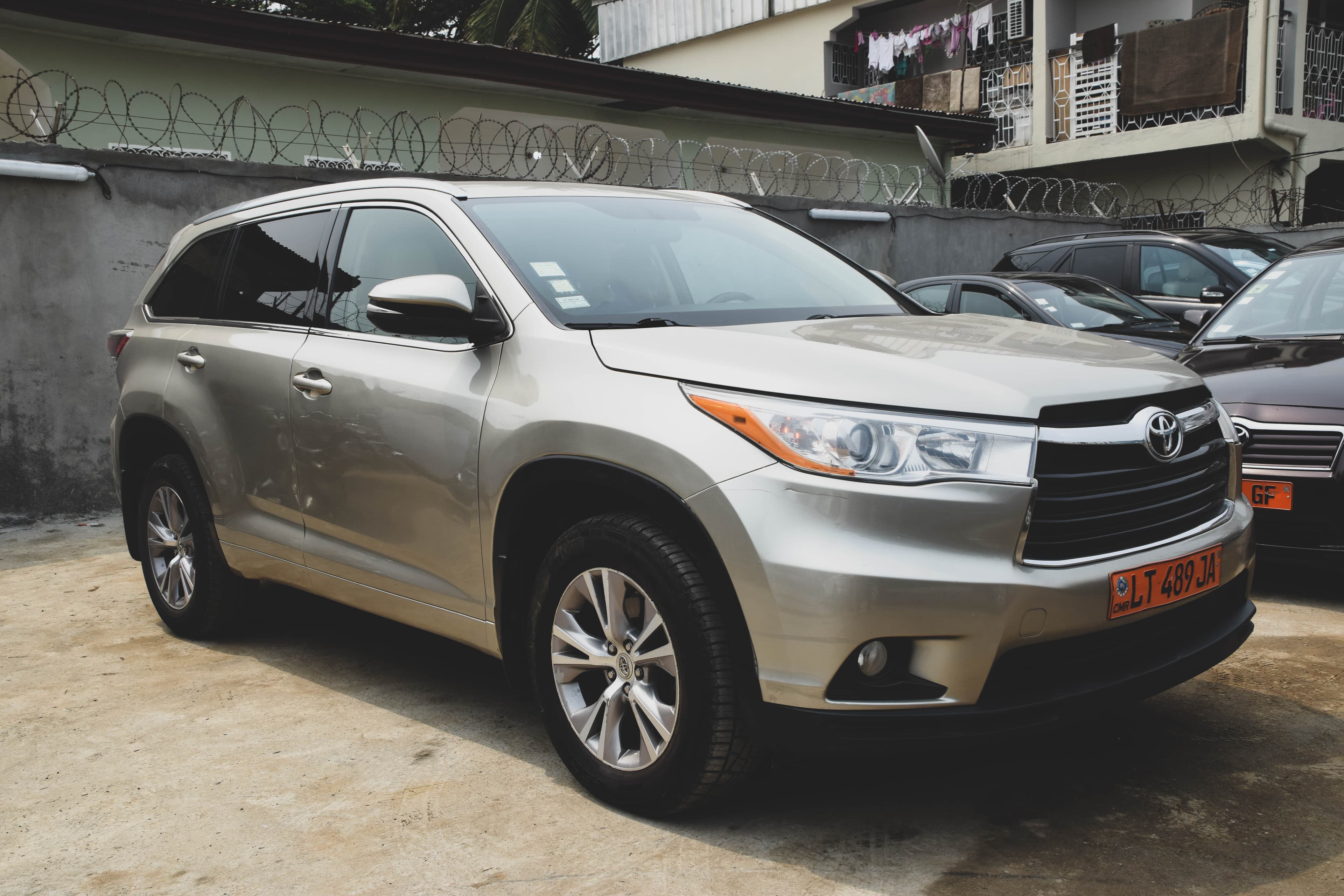 TOYOTA HIGHLANDER