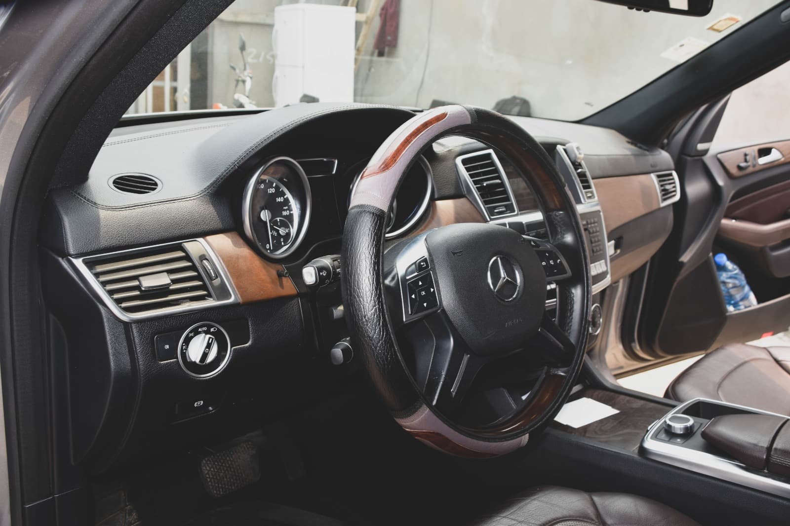 Mercedes-Benz ML — Photo 1