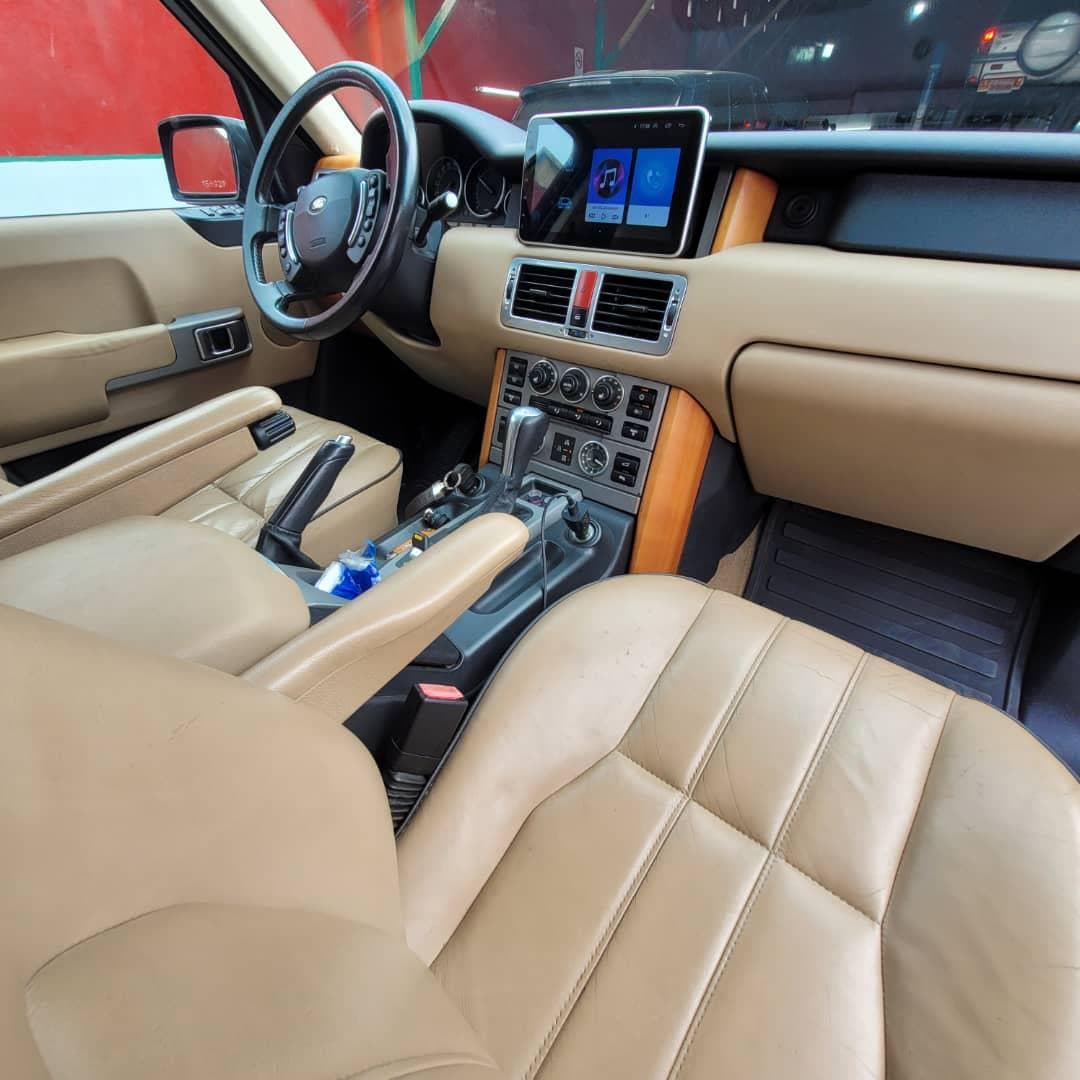 Range Rover - vitrine 4