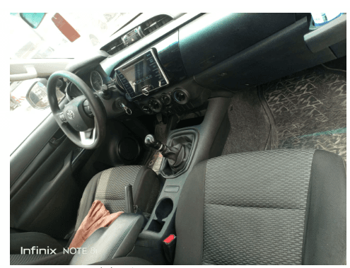 TOYOTA PICKUP HILUX ANNÉE 2020 — Photo 3