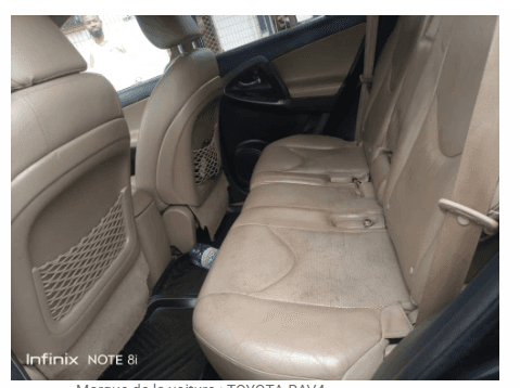 TOYOTA RAV4 ANNÉE 2010 — Photo 6