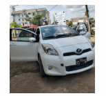 TOYOTA YARIS VITZ. ANNÉE 2010 - vitrine 4