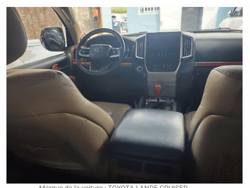 TOYOTA LAND CRUISER V8 ANNÉE : 2013 - vitrine 4