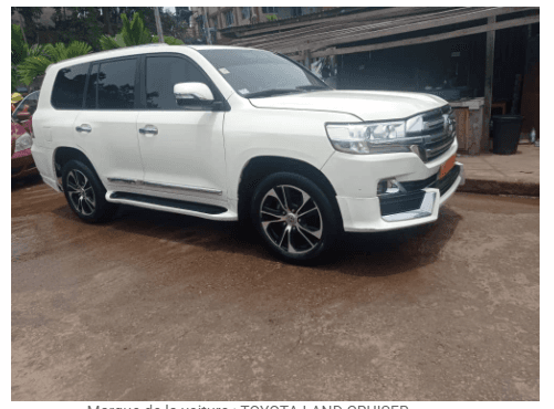 TOYOTA LAND CRUISER V8 ANNÉE : 2013 - vitrine 1